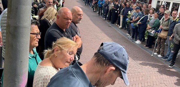 Πάνδημο αντίο για τον Τρικαλινό Κώστα Μπαμπατσιά
